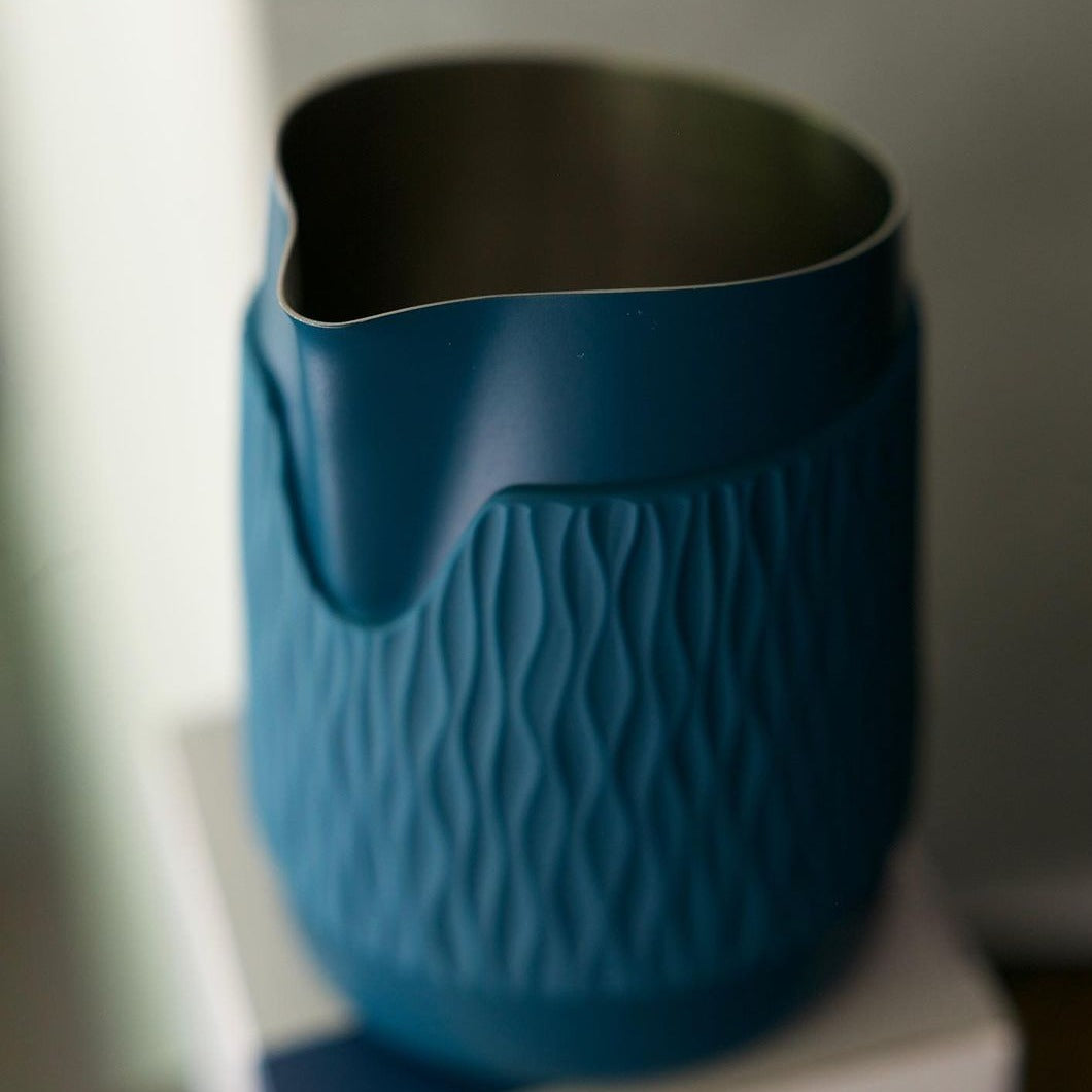#06 Round Spout Pitcher - Handleless